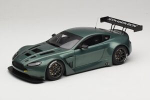 Aston Martin V12 Vantage GT3 Vert AUTOart 1:18 81306 Métal Moulé