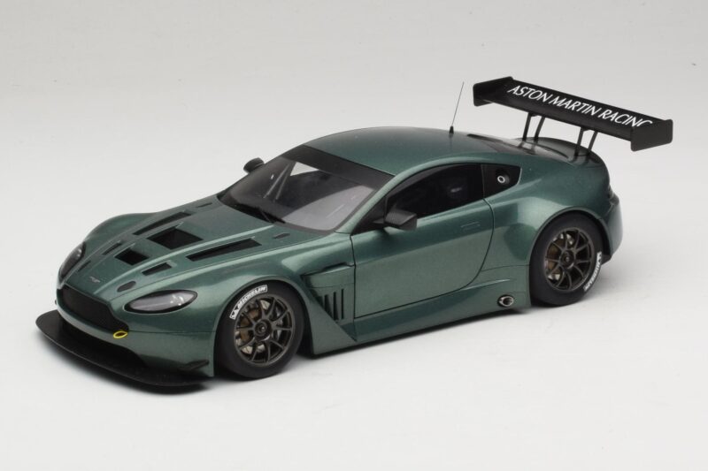 Aston Martin V12 Vantage GT3 Vert AUTOart 1:18 81306 Métal Moulé
