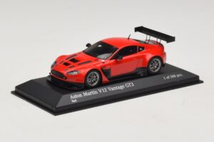 Aston Martin V12 Vantage GT3 Rouge Minichamps 1:43 4371121392 Métal Moulé — image 2 sur 4