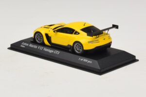 Aston Martin V12 Vantage GT3 Jaune Minichamps 1:43 437121391 Métal Moulé — image 3 sur 4