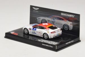 Aston Martin V8 Vantage #72 24 Hours of Nurburgring 2009 Minichamps 1:43 437091372 Métal Moulé — image 3 sur 5