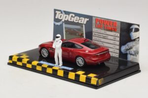 Aston Martin Vanquish S Rouge Top Gear Avec Figurine Minichamps 1:43 519431372 Métal Moulé — image 3 sur 5