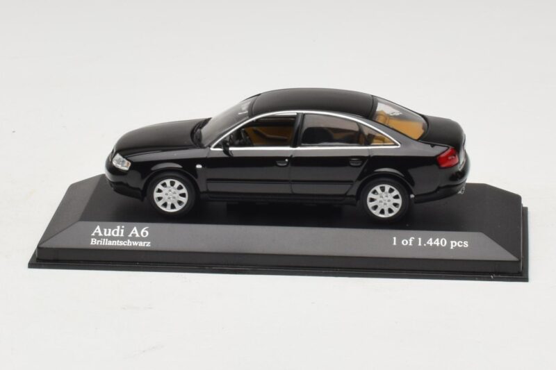 Audi A6 C5 Noir Minichamps 1:43 Audi A6 C5 Noir Minichamps 1:43 430010200 Métal Moulé