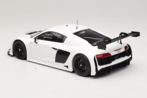 Audi R8 LMS Ultra Blanc 2015 Minichamps 1:18 153151100 Métal Moulé — image 5 sur 6