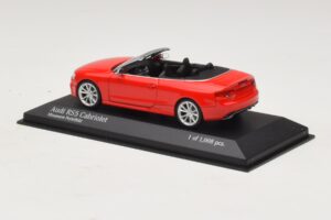 Audi RS5 B8 Cabriolet Rouge Minichamps 1:43 410011230 Métal Moulé — image 3 sur 4