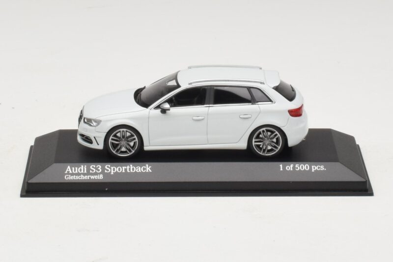 Audi S3 8V Sportback Blanc Minichamps 1:43 437013010 Métal Moulé