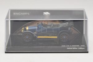 Audi Typ A Phaeton Bleu Minichamps 1:43 437019031 Métal Moulé — image 4 sur 5
