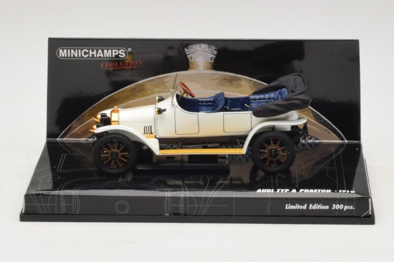 Audi Typ A Phaeton Blanc Bleu Minichamps 1:43 Audi Typ A Phaeton Blanc Bleu Minichamps 1:43 437019032 Métal Moulé