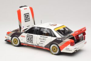 Audi V8 Quattro DTM #45 F. Biela Team AZR 1991 Minichamps 1:18 100911045 Métal Moulé — image 5 sur 8