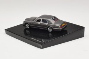 Bentley Arnage T Cypress Grey Minichamps 1:43 BL386 Métal Moulé — image 3 sur 4