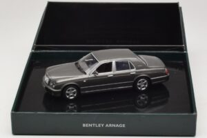 Bentley Arnage T Cypress Grey Minichamps 1:43 BL386 Métal Moulé — image 4 sur 4