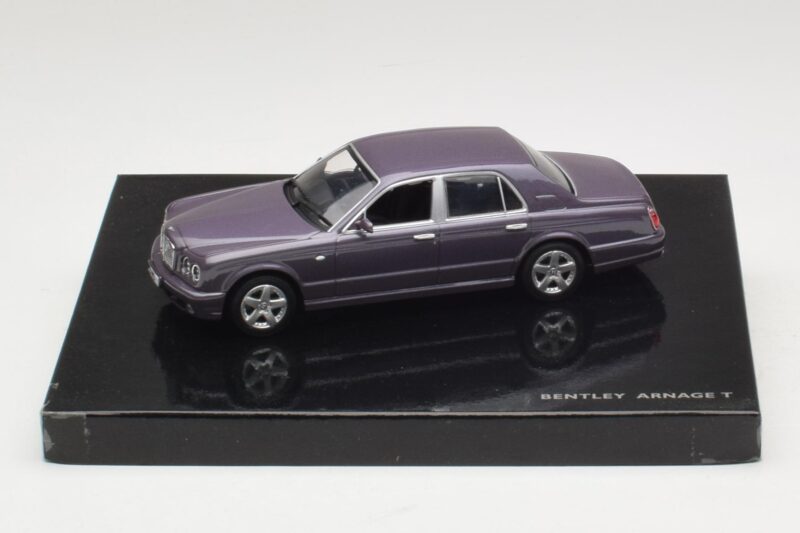 Bentley Arnage T Grey Violet Minichamps 1:43 Bentley Arnage T Grey Violet Minichamps 1:43 BL384 Métal Moulé