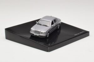 Bentley Arnage T Silver Tempest Minichamps 1:43 BL326 Métal Moulé — image 2 sur 4