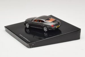 Bentley Continental GT Cypress Green Minichamps 1:43 BL312 Métal Moulé — image 3 sur 4