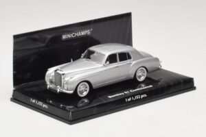Bentley S1 Continental Argent Minichamps 1:43 436139552 Métal Moulé — image 2 sur 4