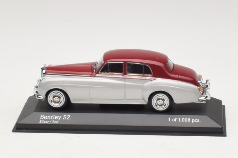 Bentley S2 Argent Rouge Minichamps 1:43 Bentley S2 Argent Rouge Minichamps 1:43 403139953 Métal Moulé