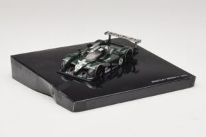 Bentley Speed 8 LMP900 #8 J. Herbert / D. Brabham / M. Blundell 24 Hours of Le Mans 2003 Minichamps 1:43 BL364 Métal Moulé — image 2 sur 4