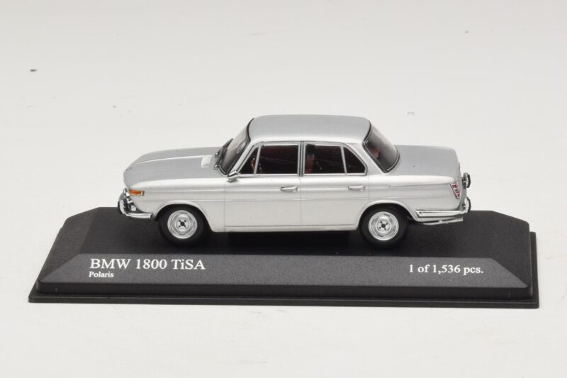 BMW 1800 TI/SA Argent Minichamps 1:43 BMW 1800 TI/SA Argent Minichamps 1:43 400025100 Métal Moulé