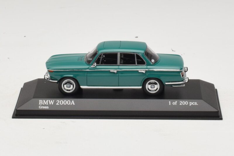 BMW 2000A Vert Minichamps 1:43 437023001 Métal Moulé