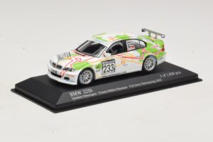 BMW 320i E46 #233 A. Priaulx / J. Muller Schubert Motorsport VLN Nurburgring 2005 Minichamps 1:43 400052433 Métal Moulé — image 2 sur 4