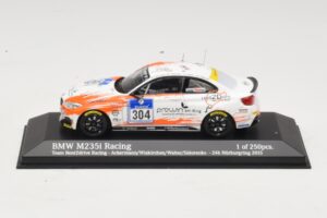 BMW M235i Team Rent2drive #304 Ackermann / Wishkirchen 24 Hours of Nurburgring 2015 Minichamps 1:43 437152504 Métal Moulé