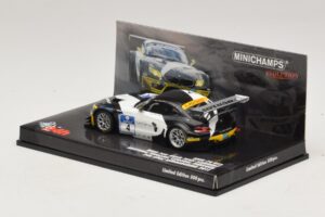 BMW Z4 GT3 Need for Speed Team #4 Hartung / Viebahn 24 Hours of Nürburgring 2011 Minichamps 1:43 437112904 Métal Moulé — image 3 sur 5