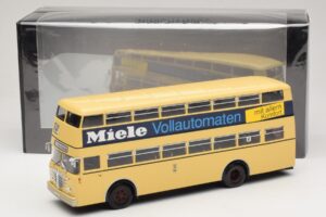 Bussing D2U Heckturen Miele Minichamps 1:43 439071086 Métal Moulé — image 6 sur 6