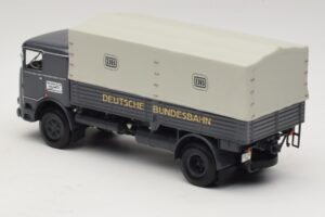 Bussing LU Deutsche Bundesbahn Minichamps 1:43 30566-54995 Métal Moulé — image 5 sur 6