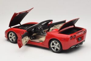 Chevrolet Corvette C6 Cabriolet Rouge AUTOart 1:18 71221 Métal Moulé — image 5 sur 8