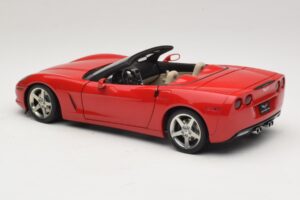 Chevrolet Corvette C6 Cabriolet Rouge AUTOart 1:18 71221 Métal Moulé — image 7 sur 8