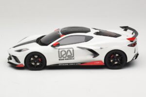 Chevrolet Corvette C8 IMSA Pace Car 2020 GT Spirit 1:18 GT370 Résine — image 3 sur 6