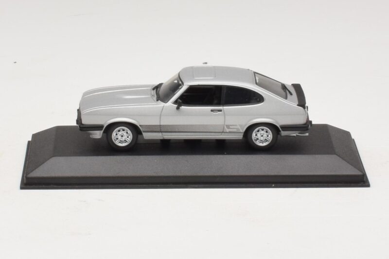Ford Capri RS Mk1 Argent Minichamps 1:43 430085804 Métal Moulé