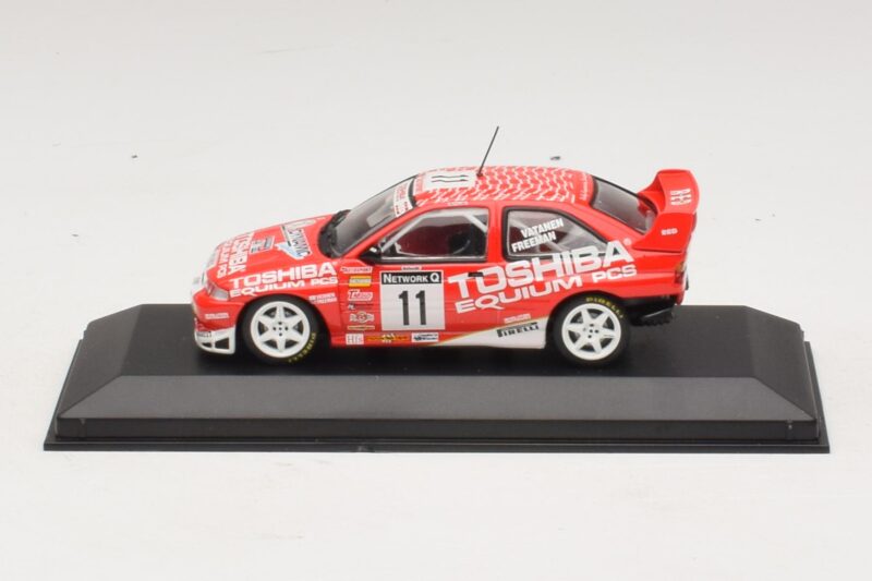Ford Escort Cosworth Toshiba #11 A. Vatanen / Freeman 1994 Minichamps 1:43 Ford Escort Cosworth Toshiba #11 A. Vatanen / Freeman 1994 Minichamps 1:43 430981811 Métal Moulé