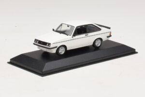Ford Escort Mk1 TC Blanc Minichamps 1:43 400081070 Métal Moulé — image 2 sur 4