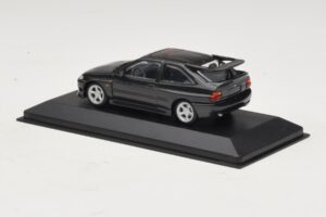 Ford Escort RS Cosworth Noir Métallisé Minichamps 1:43 430082106 Métal Moulé — image 3 sur 4