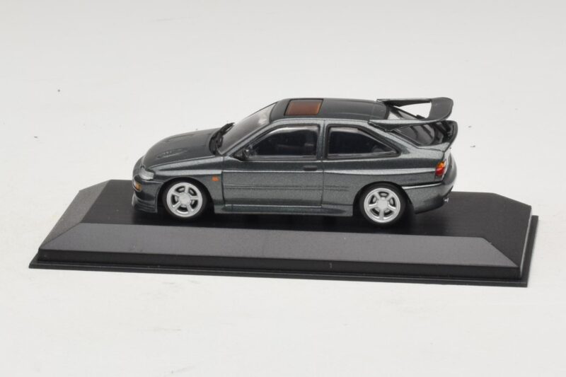 Ford Escort RS Cosworth Vert Foncé Métallisé Minichamps 1:43 430086300 Métal Moulé