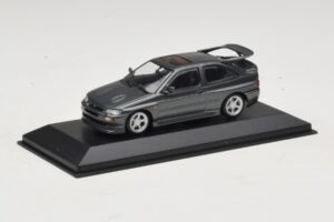 Ford Escort RS Cosworth Vert Foncé Métallisé Minichamps 1:43 430086300 Métal Moulé — image 2 sur 4