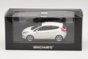Ford Fiesta Mk6 Blanc Minichamps 1:43 400088002 Métal Moulé — image 4 sur 4