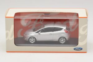Ford Fiesta Mk7 Moondust Silver Metallic Minichamps 1:43 403088003 Métal Moulé — image 4 sur 4
