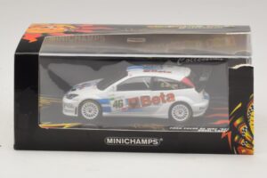 Ford Focus RS WRC #46 V. Rossi / C. Cassina RAC Rally 2007 Boîte Endommagée Minichamps 1:43 400078446-O1 Métal Moulé — image 5 sur 5