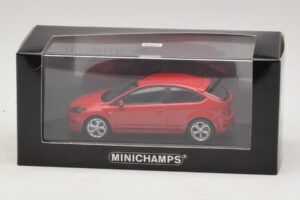 Ford Focus ST Mk2 Rouge Minichamps 1:43 400087301 Métal Moulé — image 4 sur 4