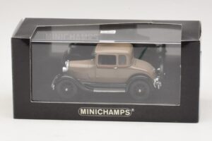 Ford Model A Standard Coupe Beige Minichamps 1:43 400082102 Métal Moulé — image 4 sur 4