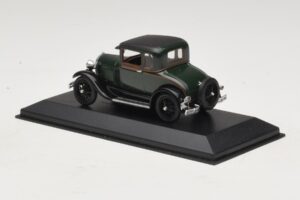 Ford Model A Standard Coupe Vert Foncé Minichamps 1:43 400082101 Métal Moulé — image 3 sur 4