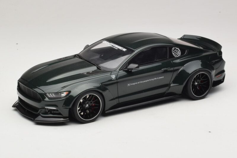 Ford Mustang Liberty Walk Vert GT Spirit 1:18 GT838 Résine