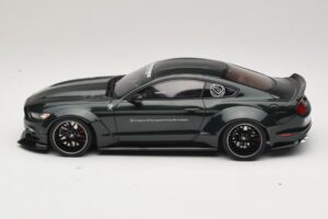 Ford Mustang Liberty Walk Vert GT Spirit 1:18 GT838 Résine — image 3 sur 6