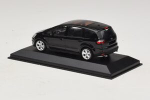 Ford S-Max Noir Métallisé Minichamps 1:43 400085400 Métal Moulé — image 3 sur 4
