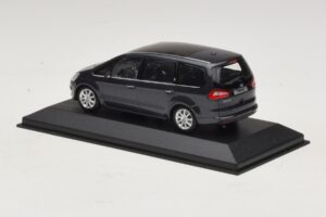 Ford S-Max Dark Grey Metallic Minichamps 1:43 400085400-P1 Métal Moulé — image 3 sur 4