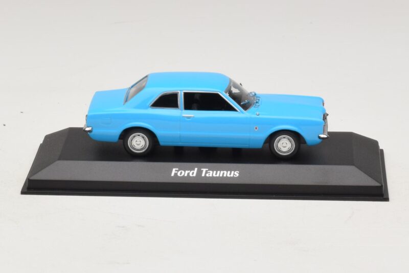 Ford Taunus TC Coupé Bleu Clair Maxichamps 1:43 Ford Taunus TC Coupé Bleu Clair Maxichamps 1:43 940081301 Métal Moulé