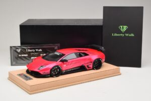 Lamborghini Murcielago Liberty Walk Rose Brillant AB Models 1:18 REMC044 Résine — image 7 sur 7