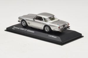 Maserati 5000 GT Allemano Argent Minichamps 1:43 437123324 Métal Moulé — image 3 sur 4